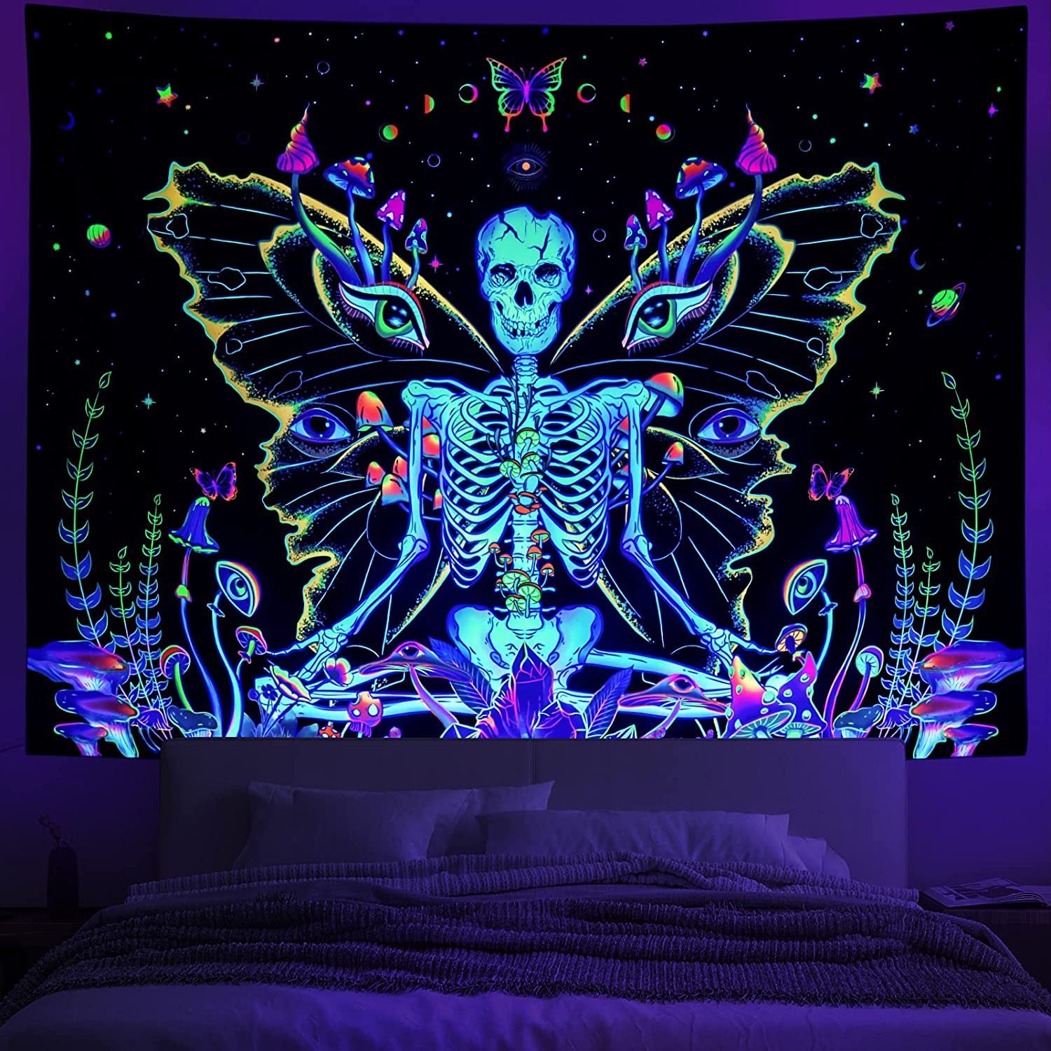 Multifunctional Fluorescent Tapestry